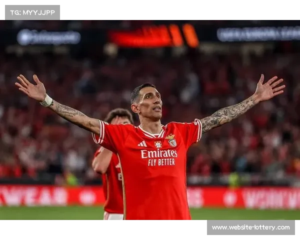 纽卡斯尔联火力全开三球击溃本菲卡主场展现强势气势如虹