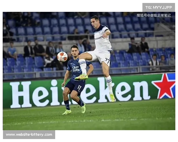 加拉塔萨雷对阵马德里竞技，土耳其主场氛围成床单军团考验